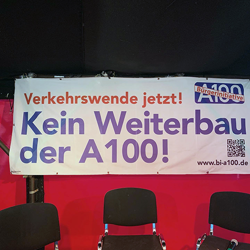 Protestbanner der Bürger Initiative A100